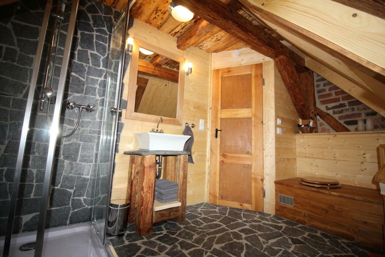 Ferienhaus Anno Dazumal, Wie Zu Opa'S Zeiten Klingenthal Kültér fotó